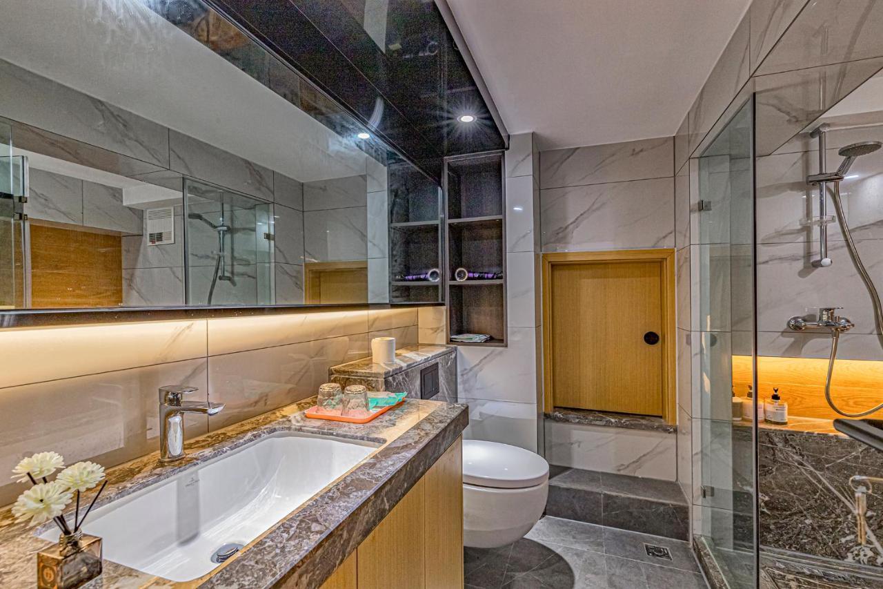 Kunming Dianchi Mideel International Apartment - South Asian Style Fuhai Metro Dış mekan fotoğraf